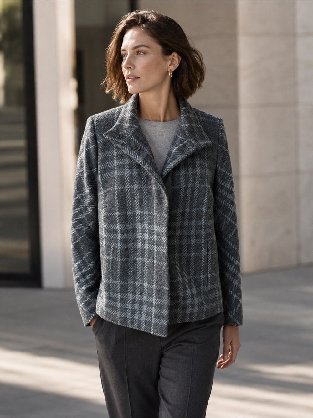 Talbots Women's Wool Blend Plaid Jacket Size 14 Snap‎ Front Long Sleeve Gray